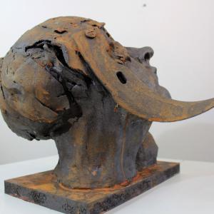 Paragnathide : grès et métal oxydation à froid H26x38x25 cm